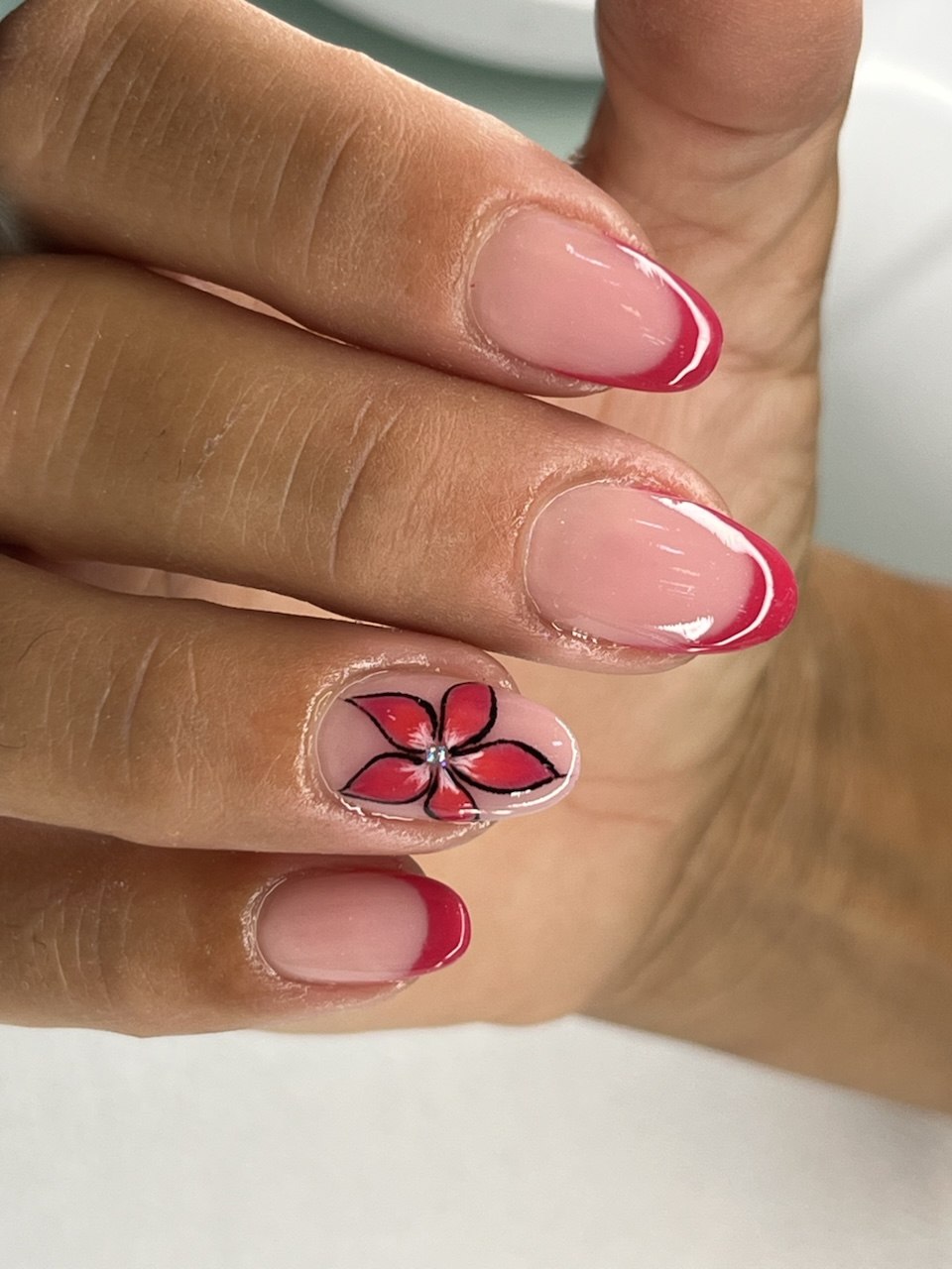 French rossa con fiore dipinto a mano e cristallo